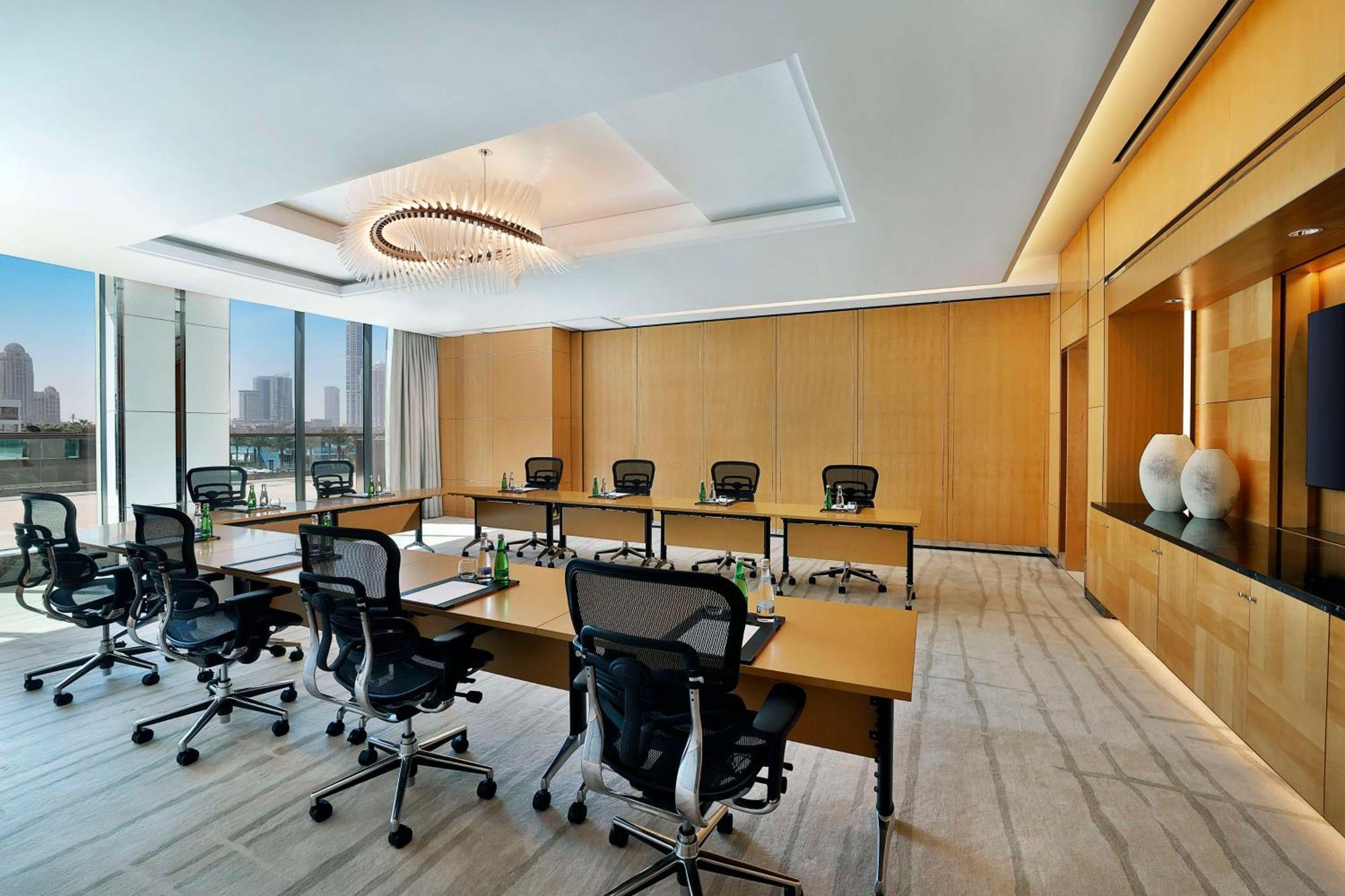 ホテル Hilton Dubai Palm Jumeirah エクステリア 写真 Meeting room